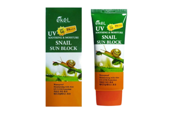 Ekel Крем для лица солнцезащитный c муцином улитки - UV soothing & moisture snail sun block, 70мл
